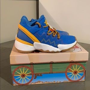 Adidas D.O.N. Toy story (Woody)